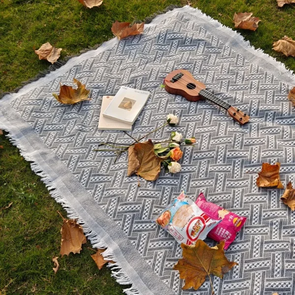 Tapis de pique-nique Portable résistant à l'humidité, 90-150cm, pour Camping en plein air, plage, couverture extérieure, parfait pour le Camping